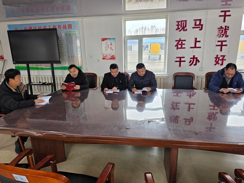 洪河农场第二管理区深学北大荒精神 实干赋能新发展1.jpg